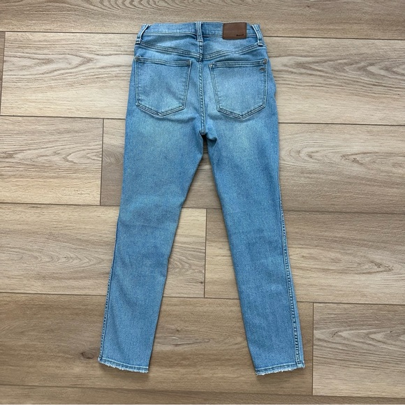 EUC Madewell High Rise Skinny Jeans 24 - Picture 2 of 3